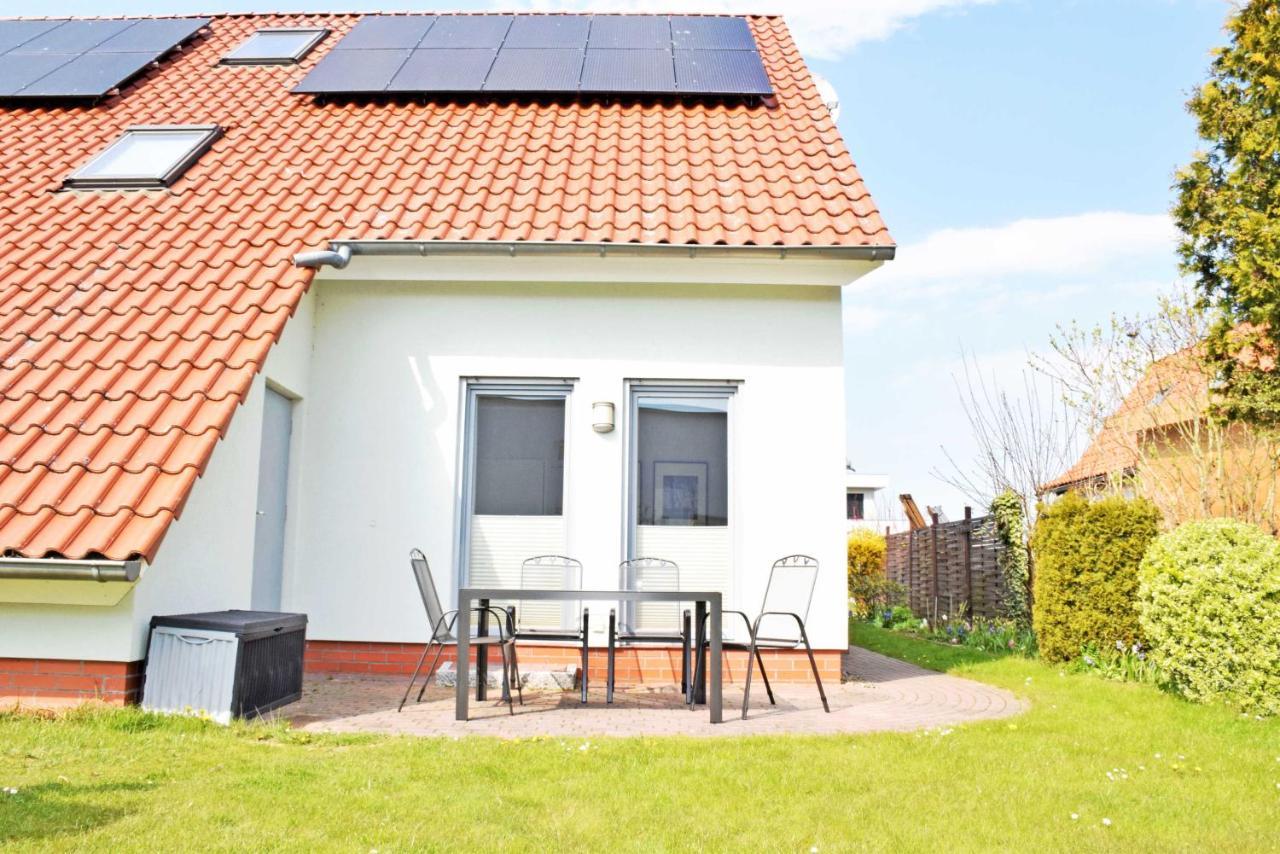 Deb 041 Ferienwohnung Am Kurpark A Altefähr Exteriör bild